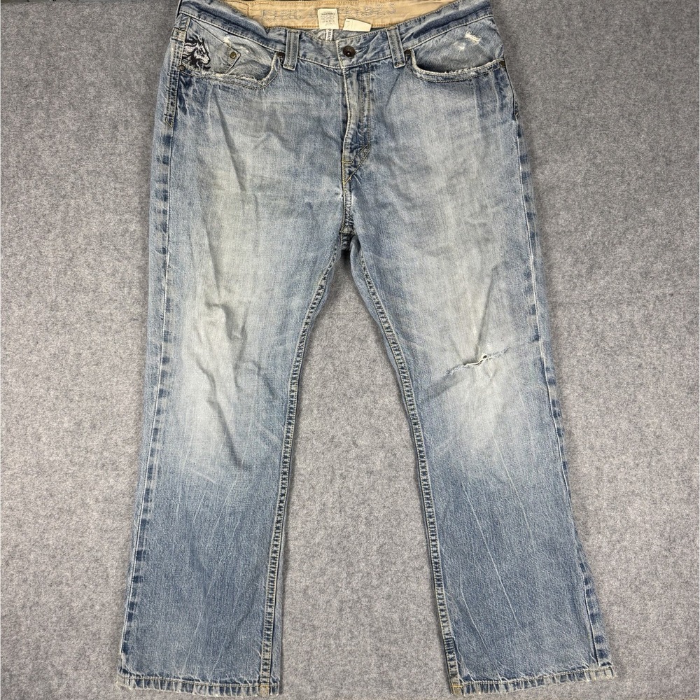 King Of Prides Jeans Mens 38x32 Loose Boot Cut Blue Distressed Embroidered Lion